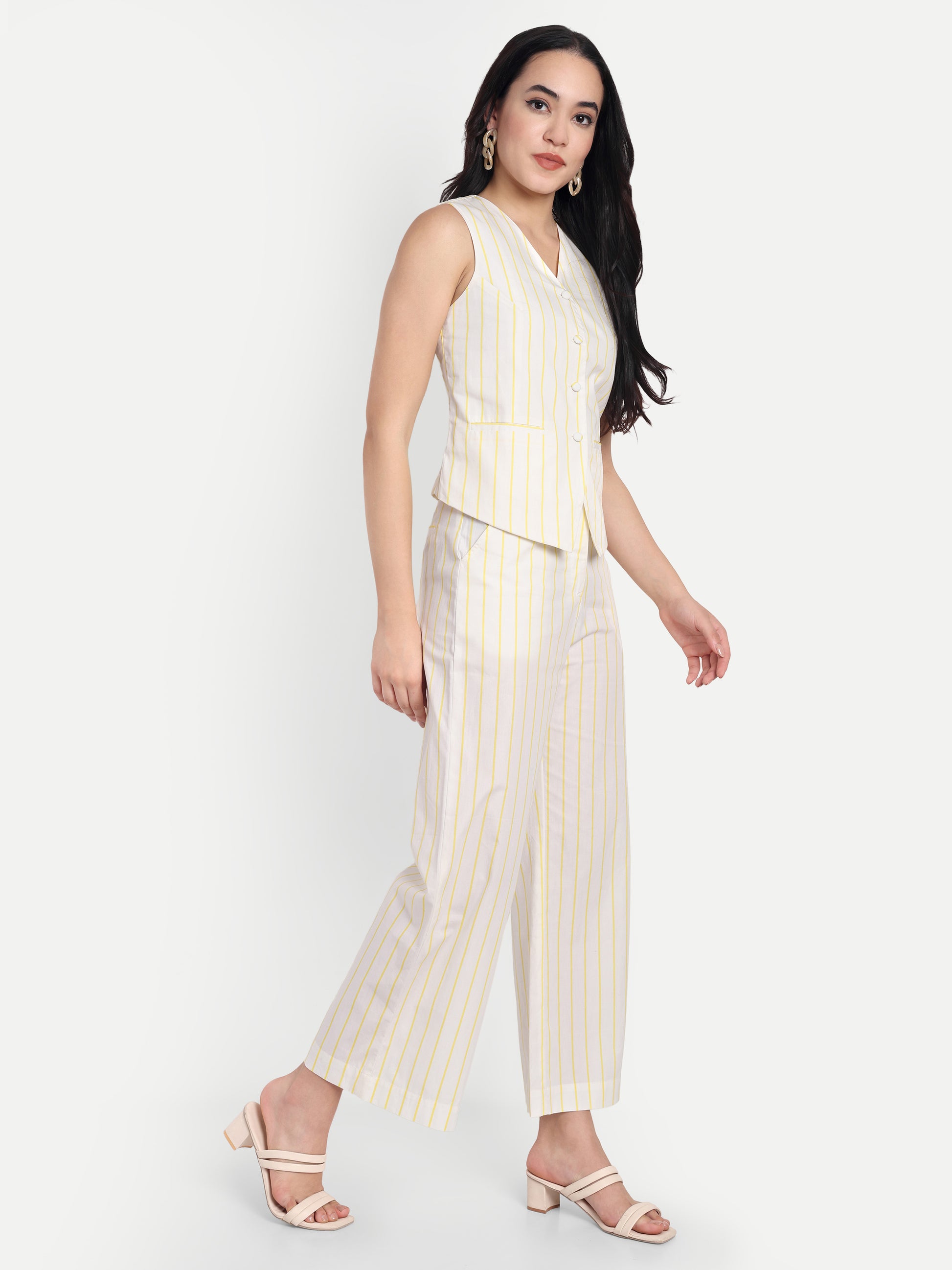 FairLeaf Women's V-Neck Sleeveless Waist Top – |100% Pure Cotton|Lightweight Relaxed Fit with Abstract Paisley Print – Stylish Casual Summer Western Wear for Women