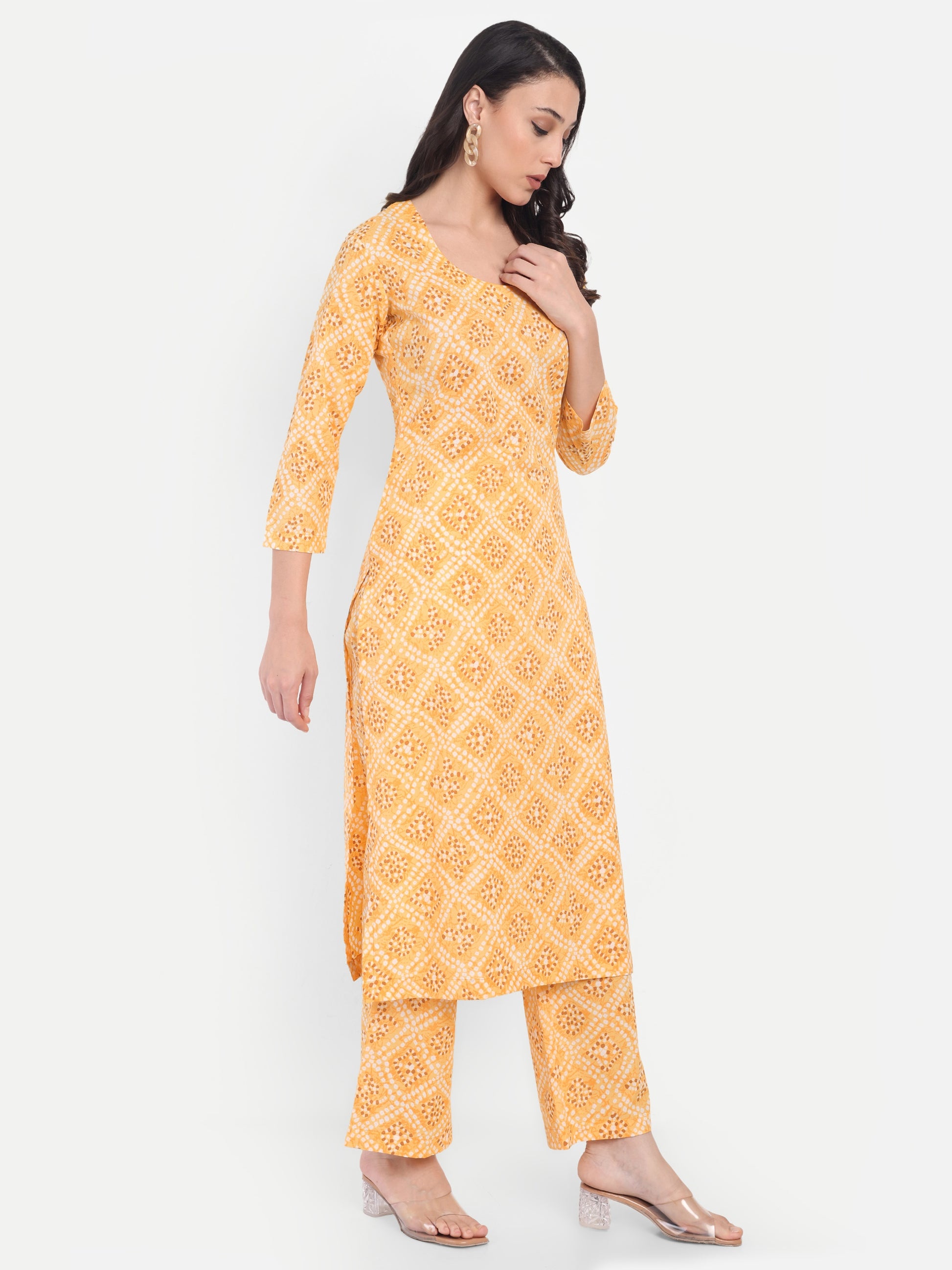 Women's yellow Floral Printed Kurta with Straight Pants | Cotton Blend | Ethnic Wear
