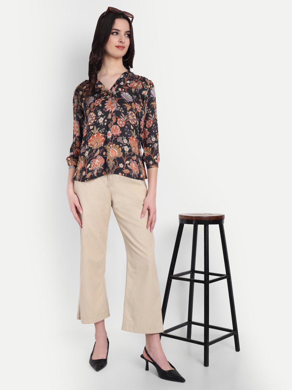 Women's  Black Floral Print V-Neck Top | 3/4 Sleeves | Stylish Casual & Party Wear