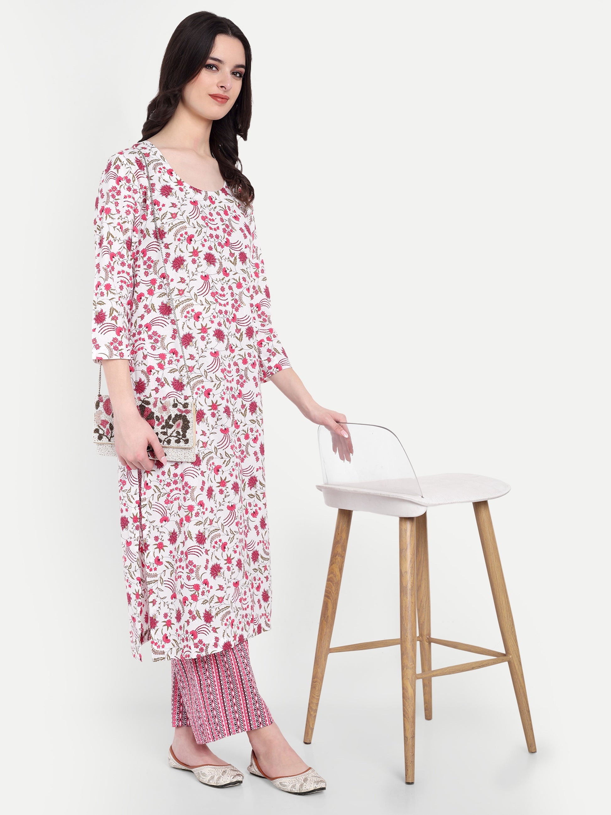 Women's Pink And White Floral Printed Kurta with Straight Pants | Cotton Blend | Ethnic Wear