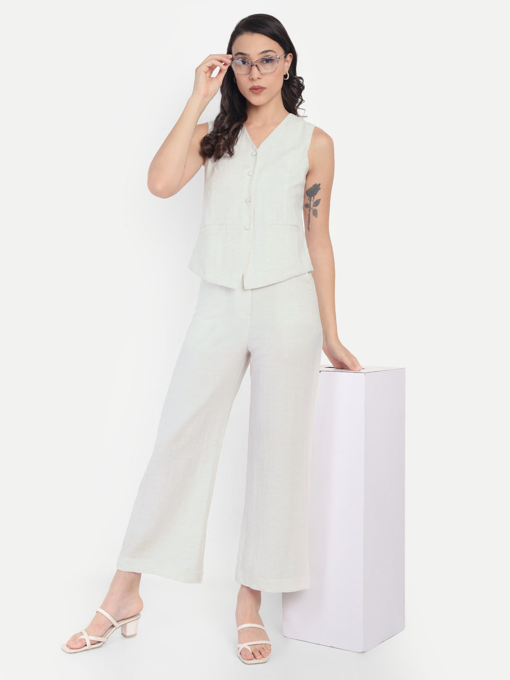 FairLeaf Women's V-Neck Sleeveless White Waist Top – |100% Pure Cotton| Light weight Relaxed Fit with Abstract Paisley Print – Stylish Casual Summer Western Wear for Women