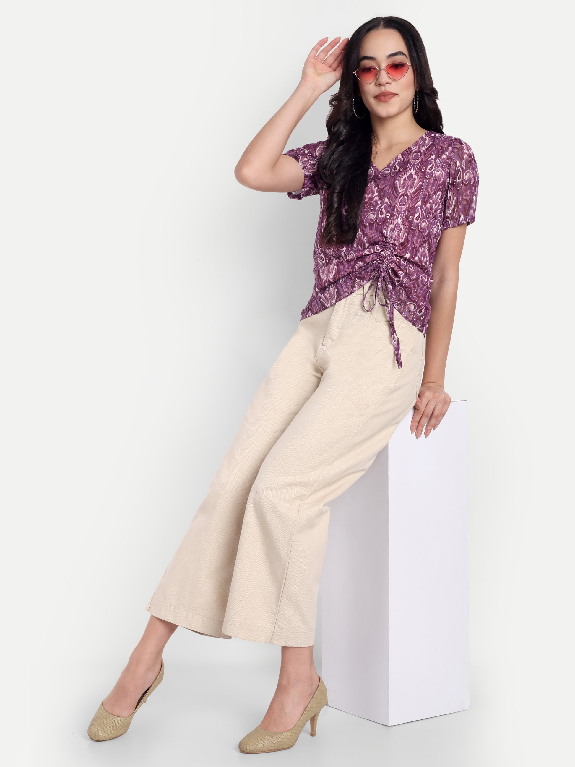 FairLeaf Women's V-Neck Short Sleeve Top – Lightweight Relaxed Fit  – Stylish Casual Summer Western Wear for Women