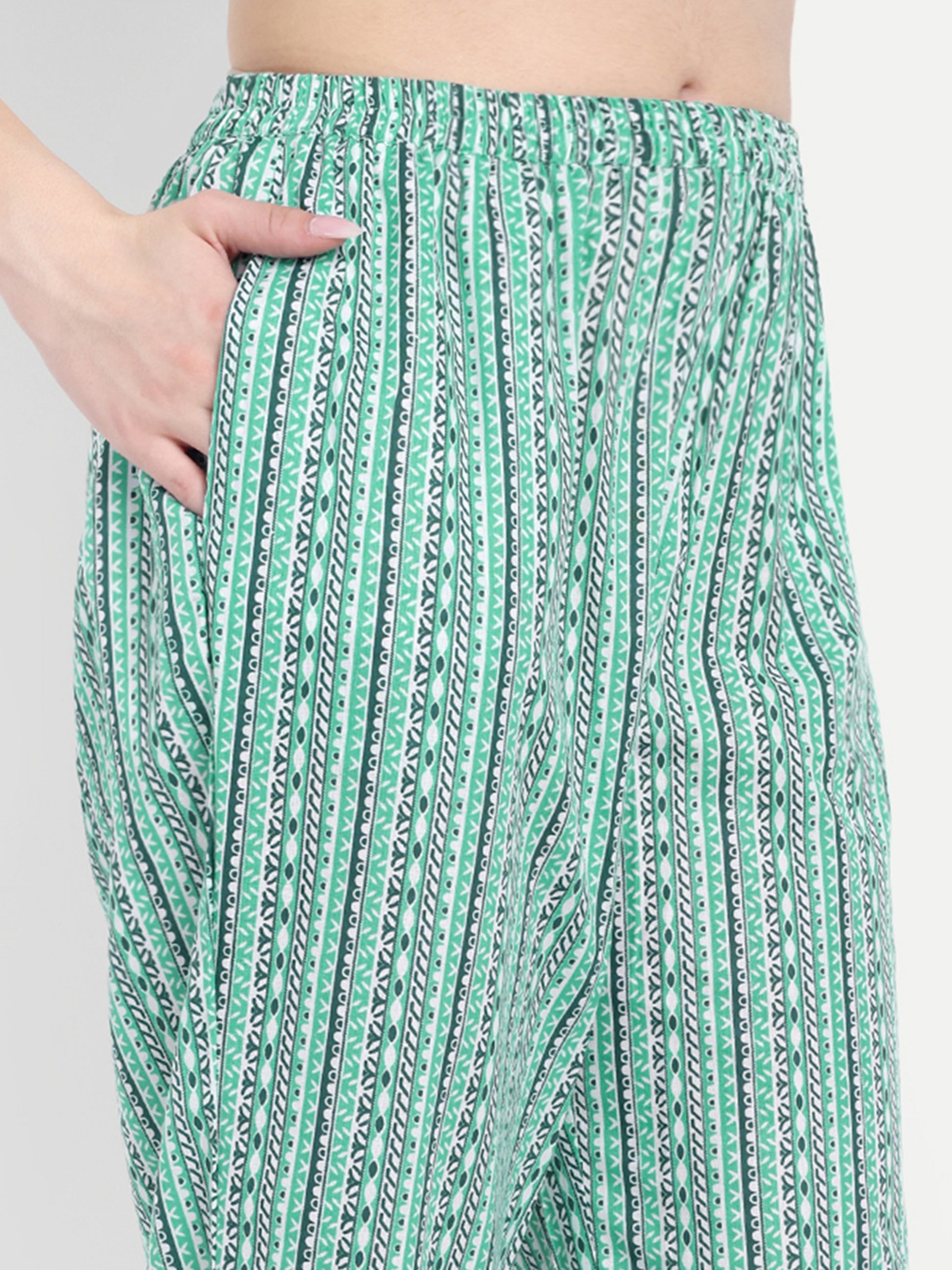 Women's White & Green Floral Printed Kurta with Straight Pants | Cotton Blend | Ethnic Wear