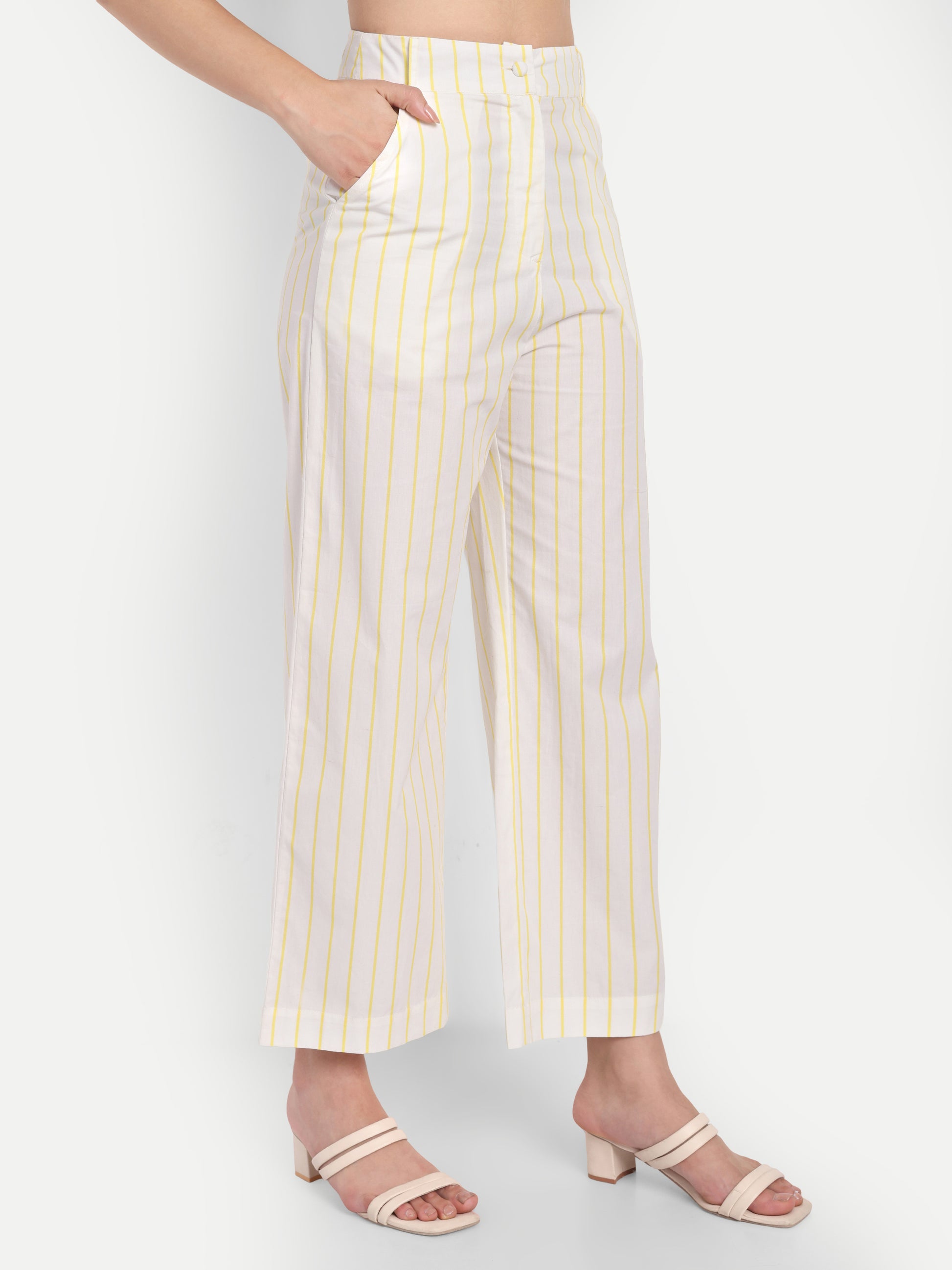 FairLeaf Women's V-Neck Sleeveless Waist Top – |100% Pure Cotton|Lightweight Relaxed Fit with Abstract Paisley Print – Stylish Casual Summer Western Wear for Women