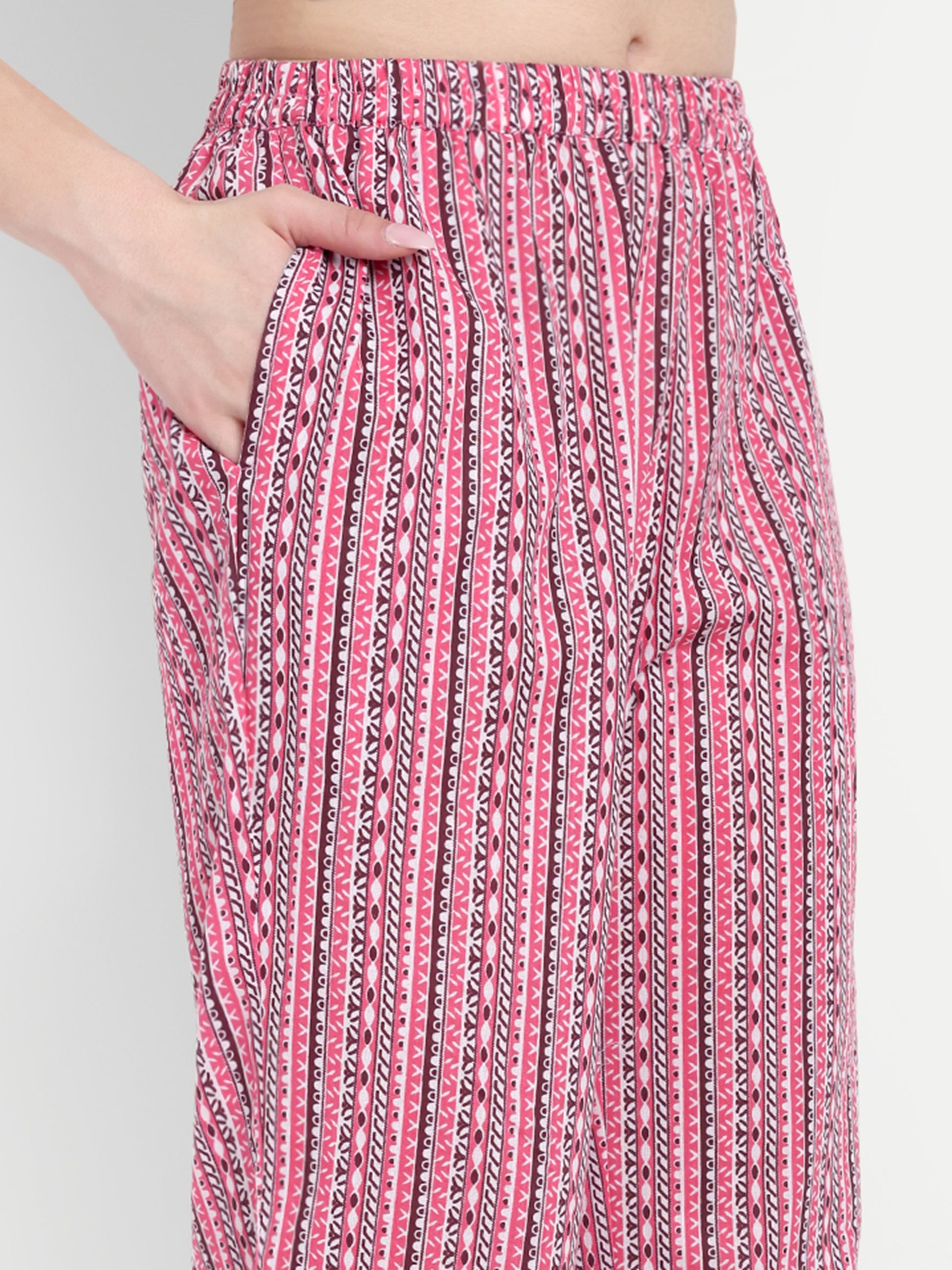 Women's Pink And White Floral Printed Kurta with Straight Pants | Cotton Blend | Ethnic Wear